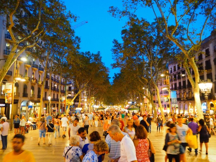 Ramblas rambla estatuas vivientes calle performance statue barcelonie raval spain ulica